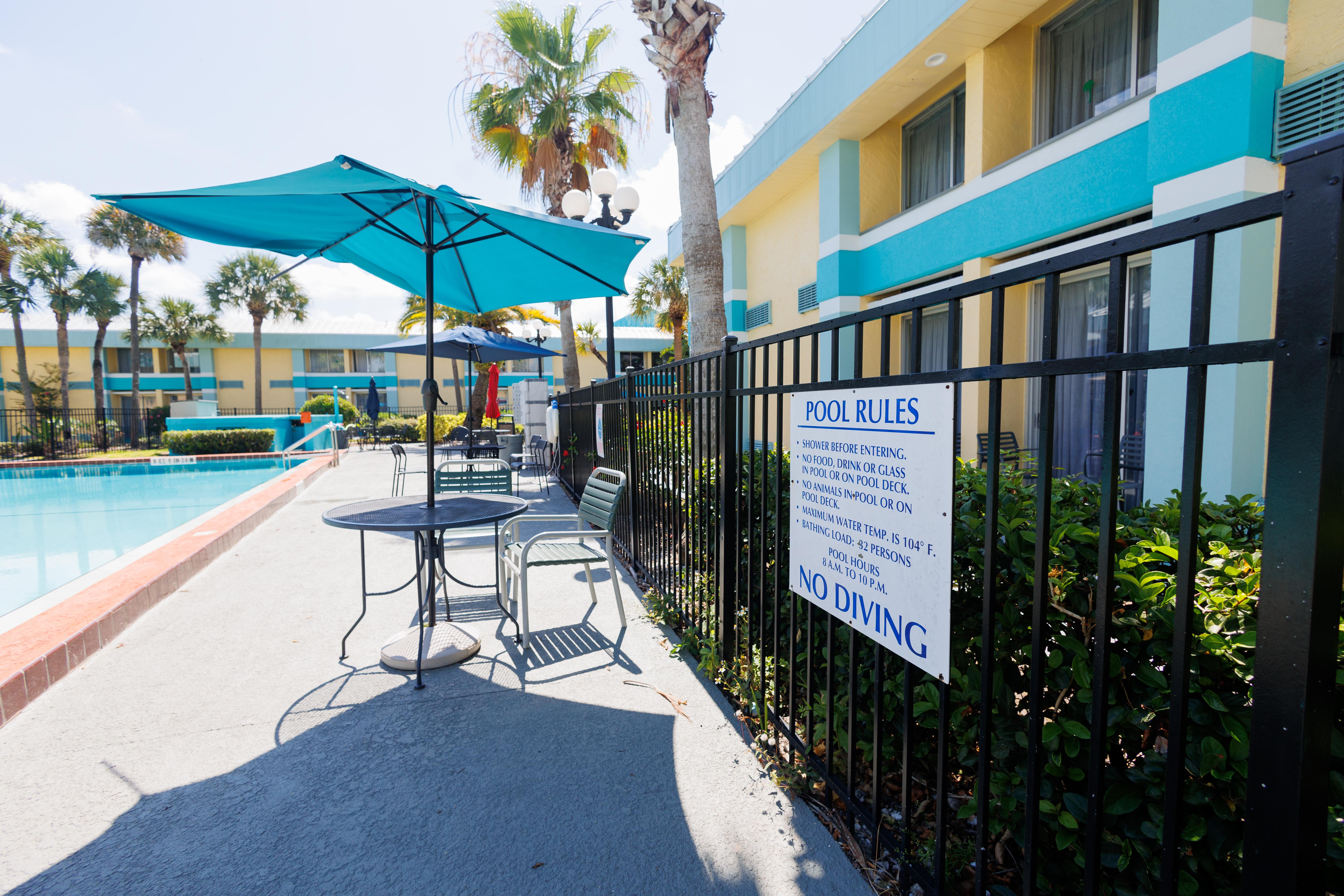 Garnet Inn & Suites Orlando Luaran gambar