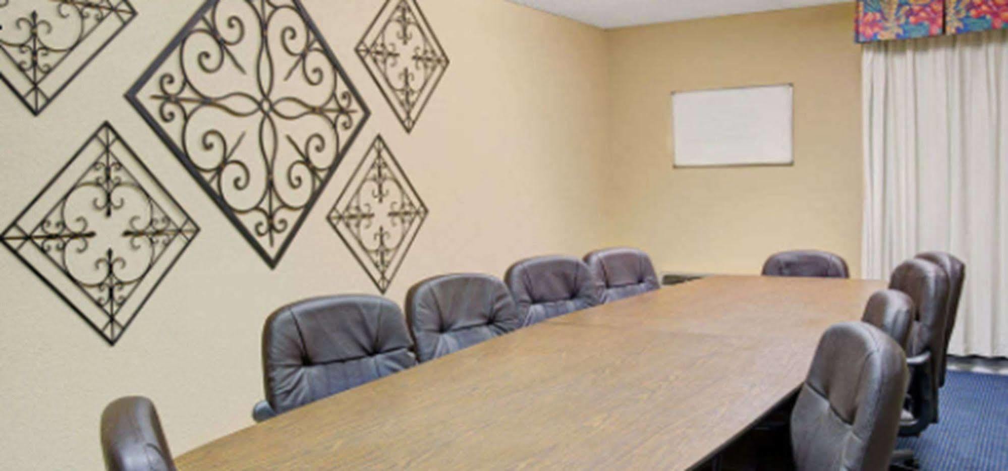 Garnet Inn & Suites Orlando Luaran gambar