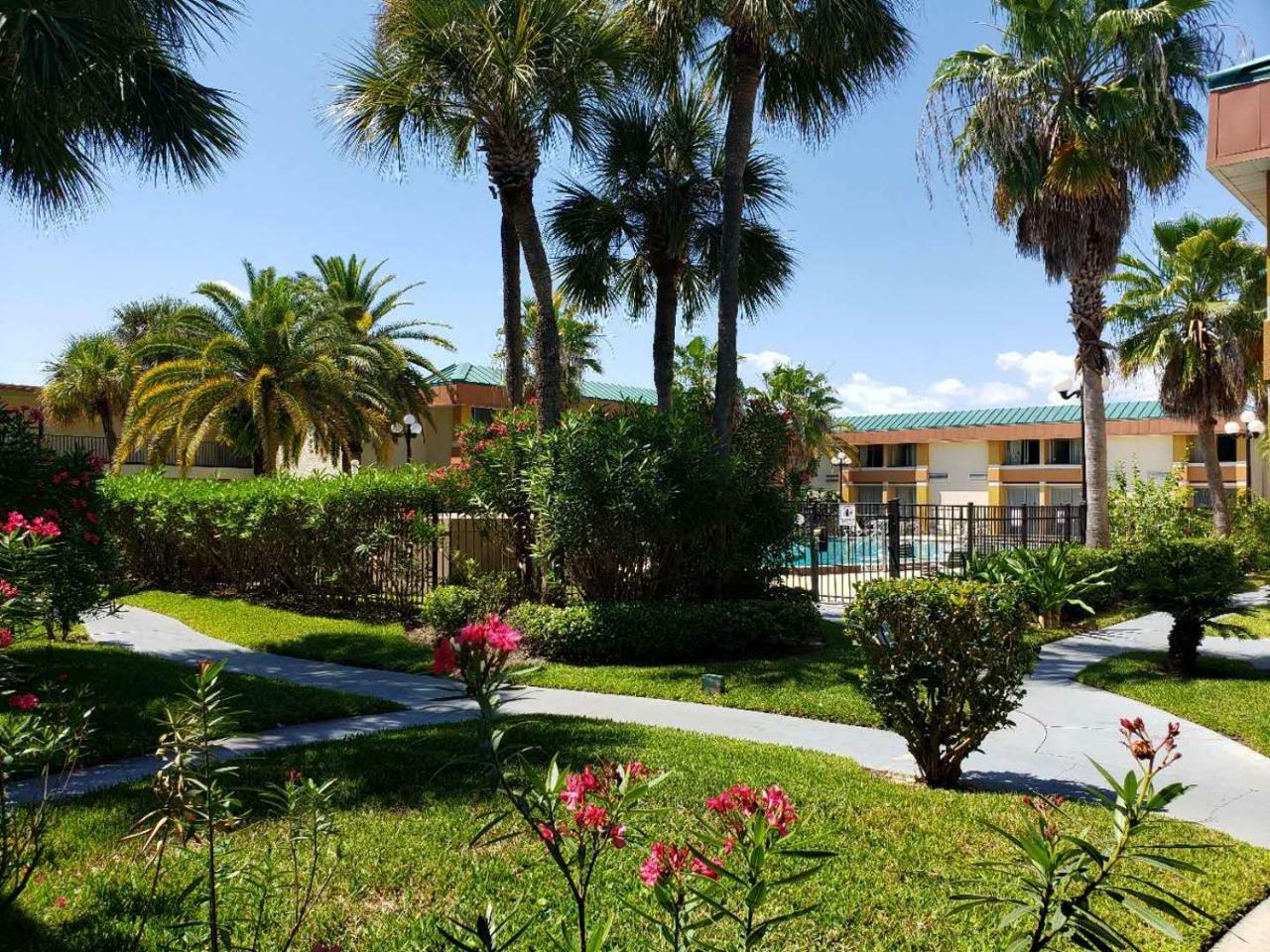 Garnet Inn & Suites Orlando Luaran gambar